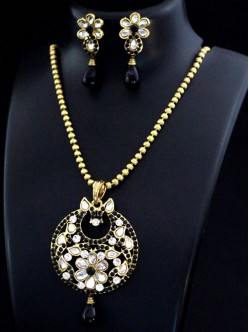 Fashion Pendant Sets
